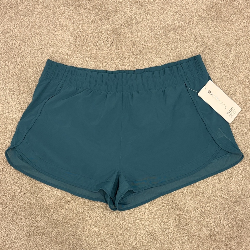 Athleta Mesh Racer Run 2.5” Short